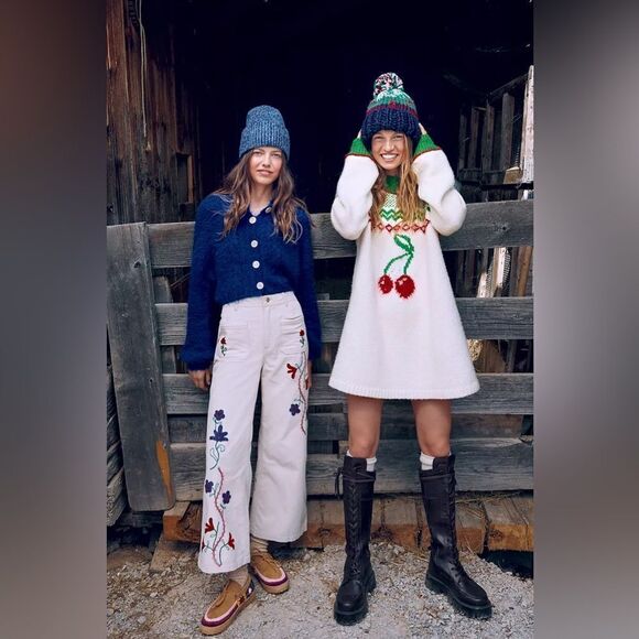 Free People Cherry Heart Sweater Dress size XS in Ivory Combo NWT - Picture 1 of 3